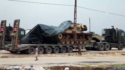 Suriye ordusu İdlib sınırına tank sevkiyatı yaptı Suriye ordusu İdlib sınırına tank sevkiyatı yaptı