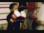 boks - 5 Yaşındaki Kız Boksör Videosu