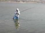 balik avi - Baraj Gölünde Balık Avı Videosu