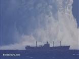 patlama ani - Denizde Patlama Videosu