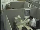 ofis calisani - Ofiste Cinnet Geçiren Adam Videosu