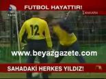 Sahadaki Herkes Yıldız