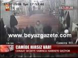 Camide Hırsız Var!