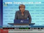 Merkel'den Tarihi İtiraf
