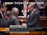 1 Katılım, 1 İstifa