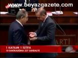 1 Katılım 1 İstifa
