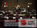 Meclis'te Balonlu Protesto