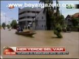 Her Yerde Sel Var