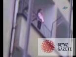 yozgat - Sepet Sallar Gibi Kızını Balkondan Salladı Videosu