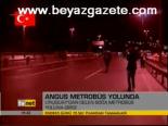 Angus Metrobüs Yolunda