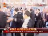 Morg Kapısında Kavga