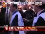 7 Katlı Protesto Pastası