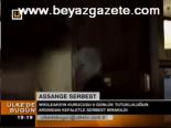 Assange Serbest