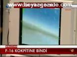 F- 16 Kokpitine Bindi