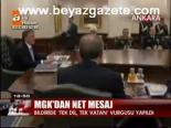 Mgk'dan Net Mesaj