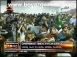 Üniversitede Protesto