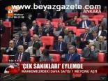 Çek Sanıkları Eylemde