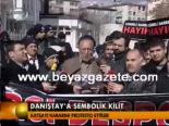 istanbul barosu - Danıştay'a Sembolik Kilit Videosu