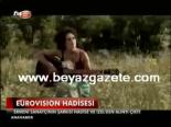 ermeni - Ermeni Sanatçının Şarkısı Hadise Ve İzel'den Alıntı Çıktı Videosu