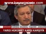 Yargı Hükümet Karşı Karşıya