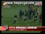 Futbolculara Biber Gazı