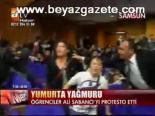 Öğrenciler Ali Sabancı'yı Protesto Etti