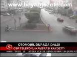 Otomobil Durağa Daldı