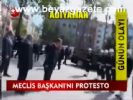 Meclis Başkanı'nı Protesto