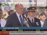 Şehit Polis İçin Tören