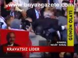 Kravatsız Lider