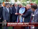 Başbakan Horon Tepti