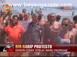 Bir Garip Protesto