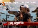 12 Dev Adama Yeni Şarkı