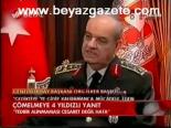 Çömelmeye 4 Yıldızlı Yanıt