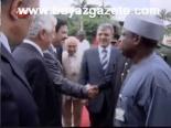 Gül, Resmi Ziyarete Başladı Ama...