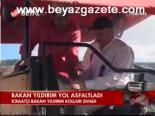 Bakan Yıldırım Yol Asvaltladı