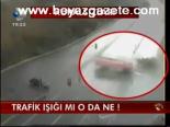 Trafik Işığı Mı O Da Ne !