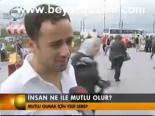 İnsan Ne İle Mutlu Olur?