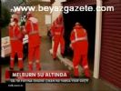 Melburn Su Altında