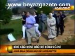 Biri Ciğerini Diğeri Böbreğini