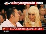 Galada Espriler Havada Uçuştu