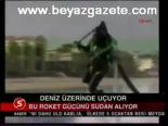 Deniz Üzerinde Uöuyor
