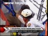 Avusturalya'da İnanılmaz Kaza