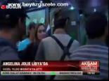 Angelina Jolie Libya'da