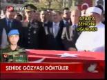 Şehide Gözyaşları Döktüler
