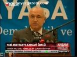 Yeni Anayasaya Kaddafi Örneği