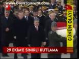 29 Ekim'e Sınırlı Kutlama