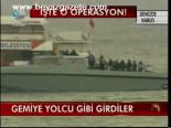 Gemiye Yolcu Gibi Girdiler