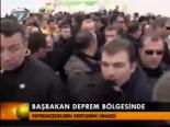 Başbakan Deprem Bölgesinde