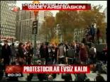 Protestocular Evsiz Kaldı